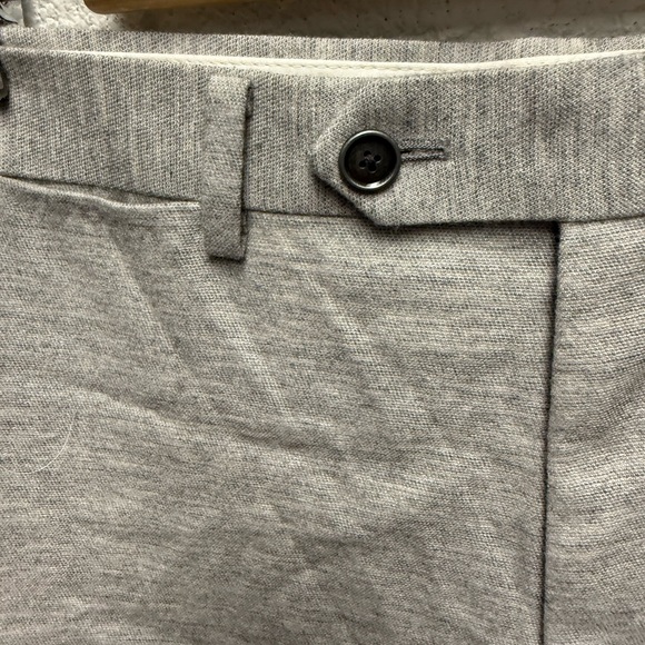 Munro Men's Light Gray Chinos 34-36 - Picture 3 of 9